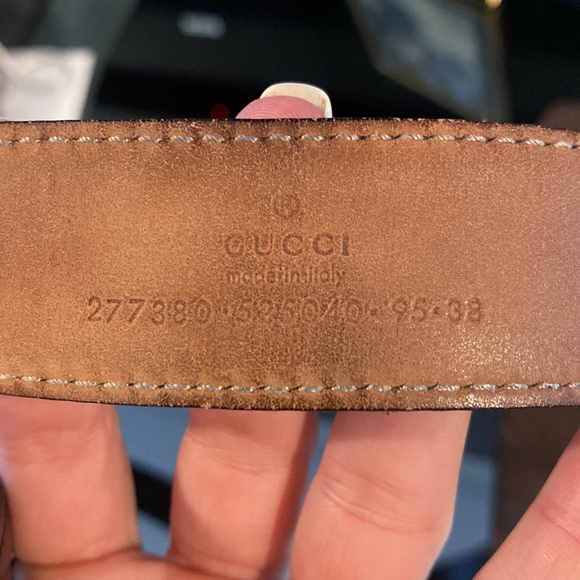 Men’s black leather Gucci belt